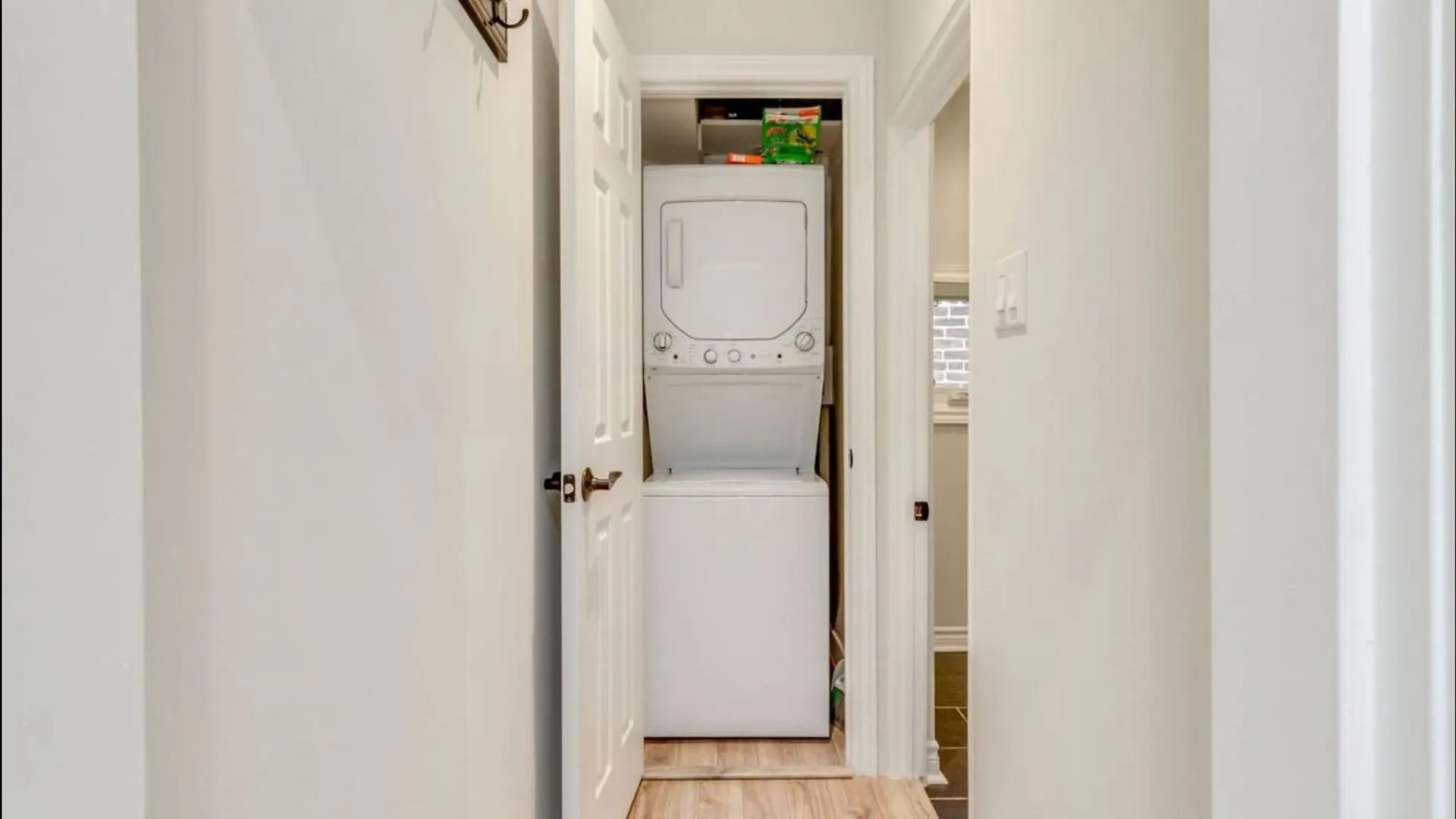 Casa Queen - Unique 2Br Suite In Leslieville Toronto Hotel
