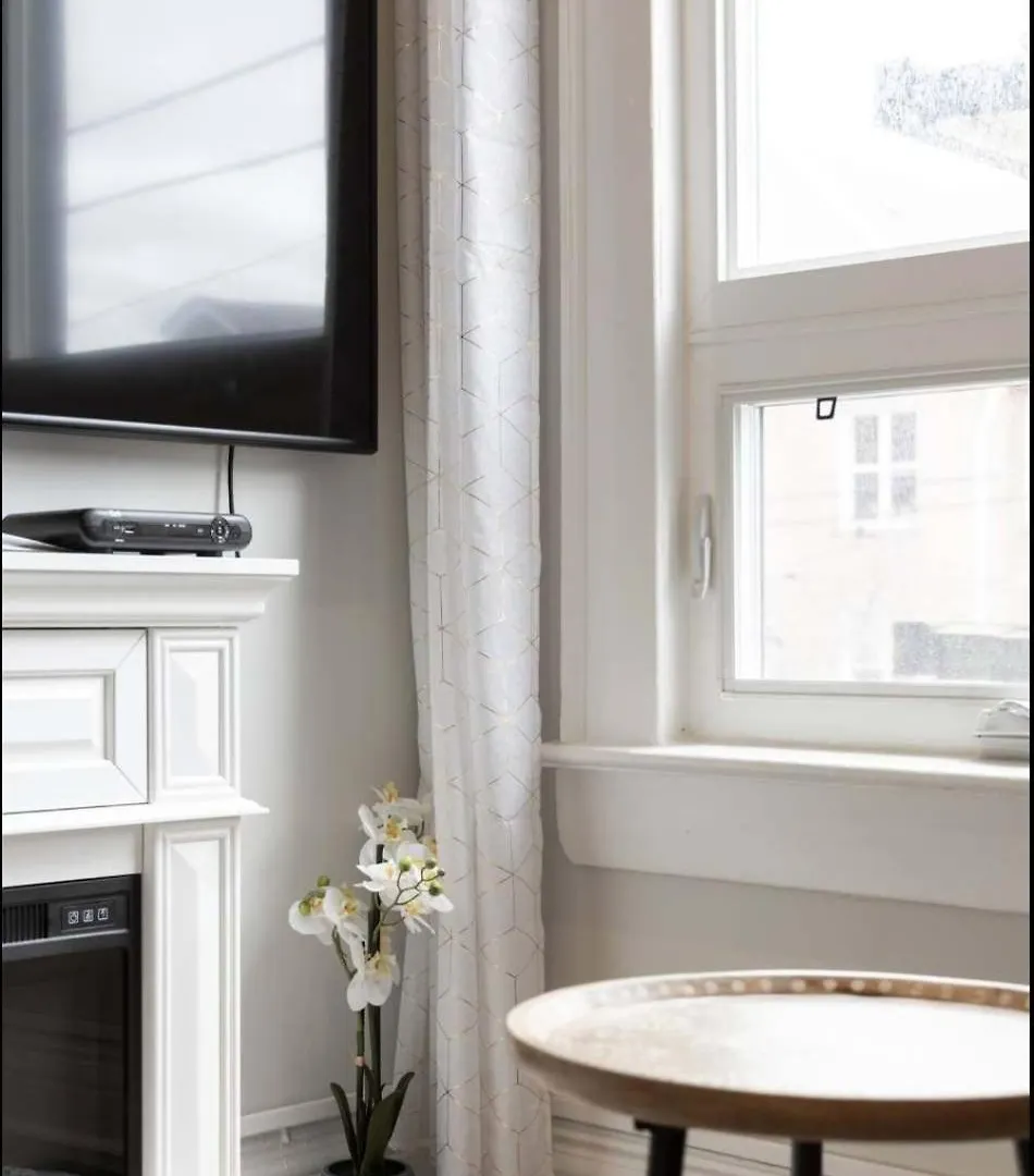 Hotel Casa Queen - Unique 2Br Suite In Leslieville Toronto