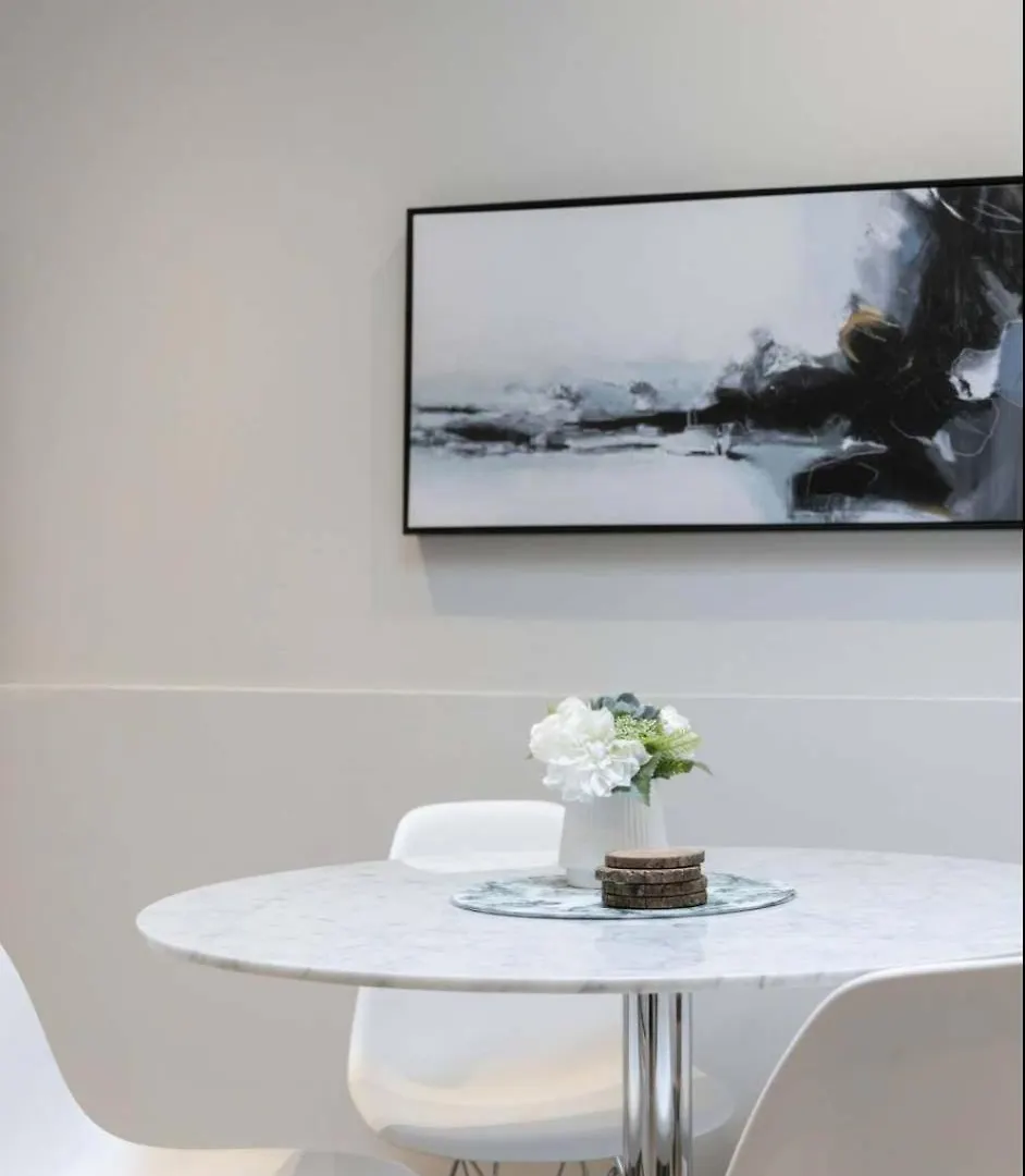 Casa Queen - Unique 2Br Suite In Leslieville Toronto